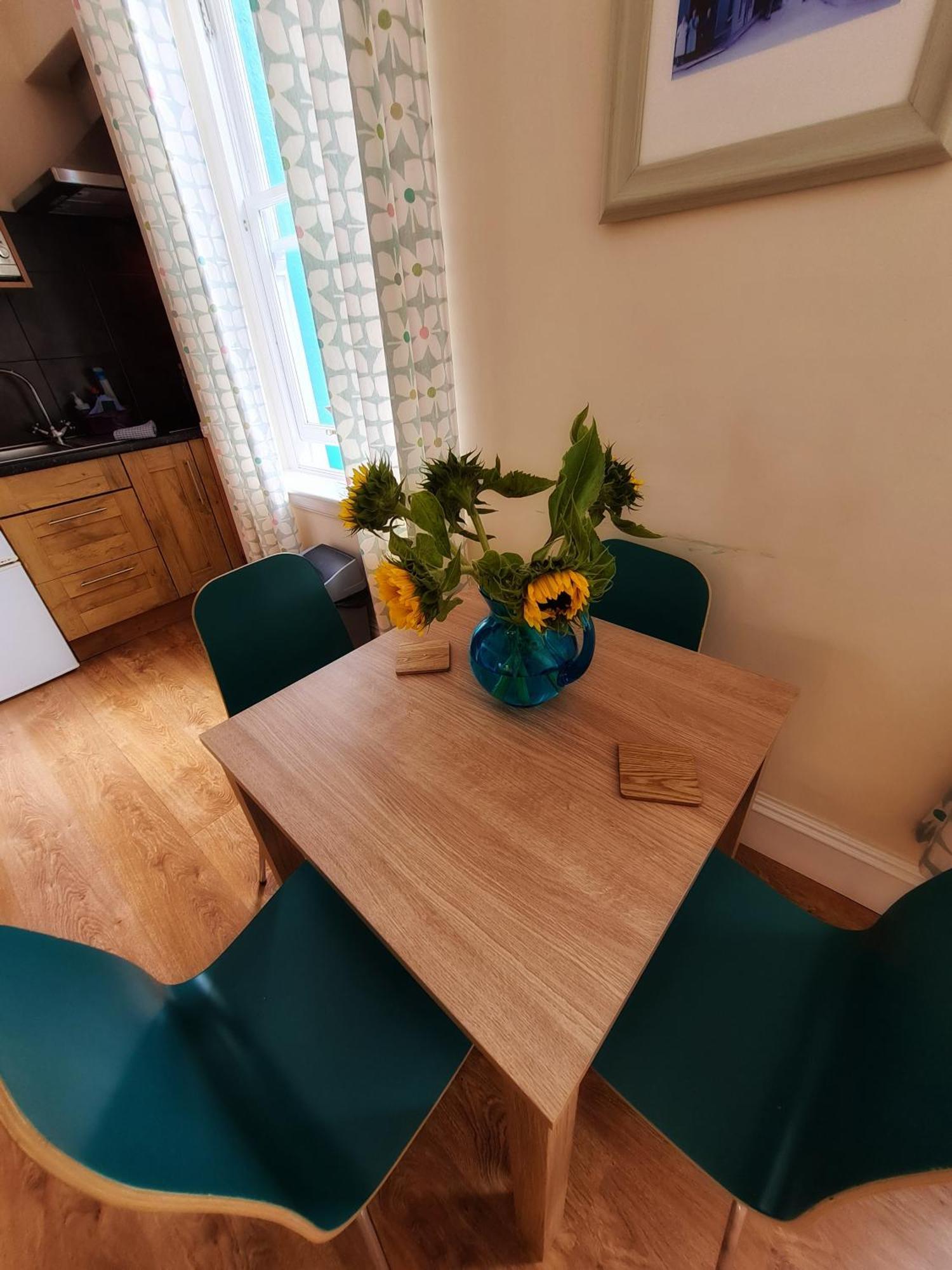 Hebridean Town House Apartment สตอร์โนเวย์ ห้อง รูปภาพ